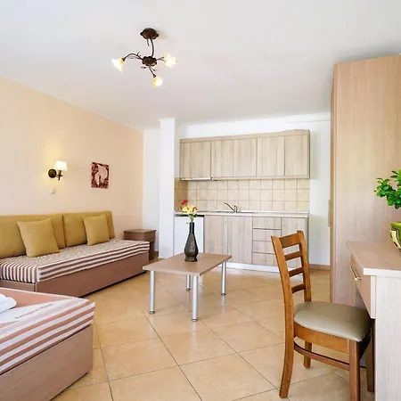 Antigone 2* Limenas (Thasos)