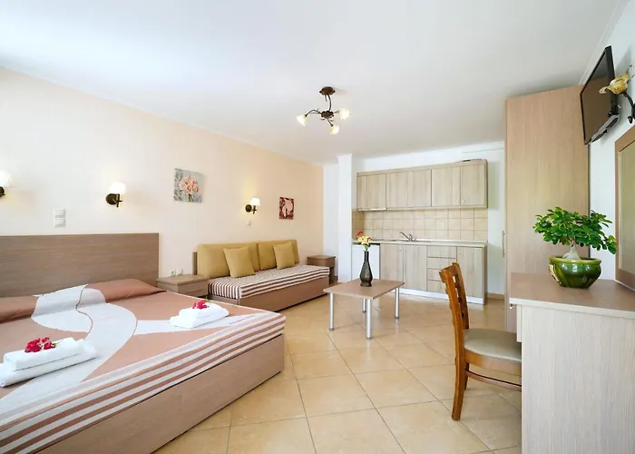 Apartahotel Antigone 2*