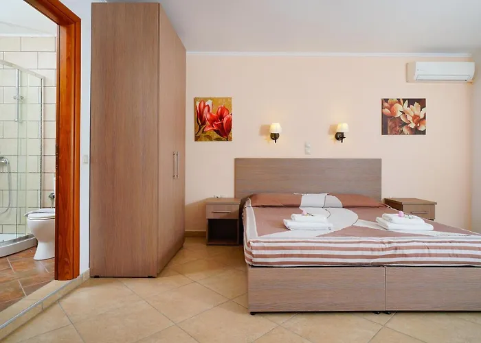 Apartahotel Antigone 2*