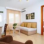 Antigone شقة فندقية لايميناس