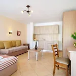 Antigone 2* لايميناس