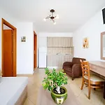 شقة فندقية Antigone لايميناس