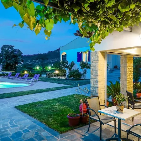 Antigone Appart hôtel Thasos