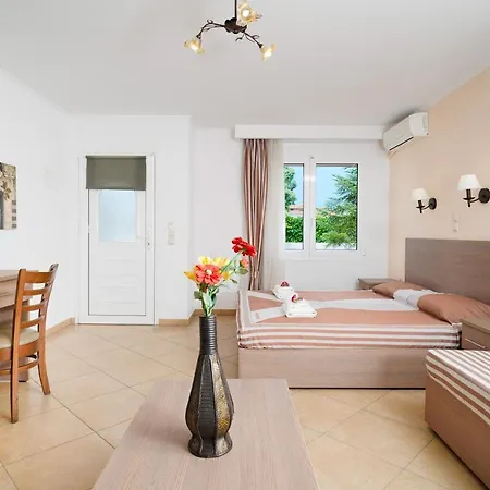 Antigone 2* לימנאס