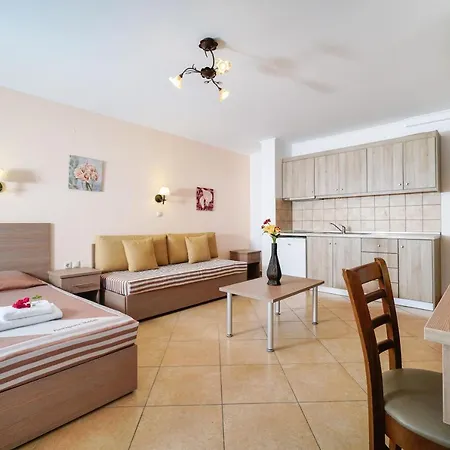 Antigone לימנאס