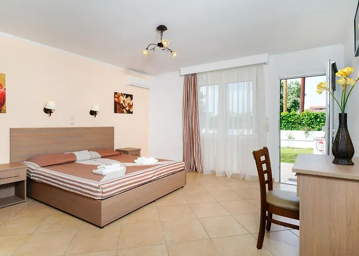 Antigone 2* タソス